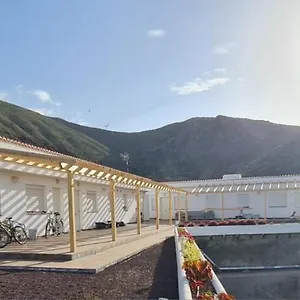 2 Bedroom Cristianos Tenerife Tamaragua Holiday home Arona (Tenerife)